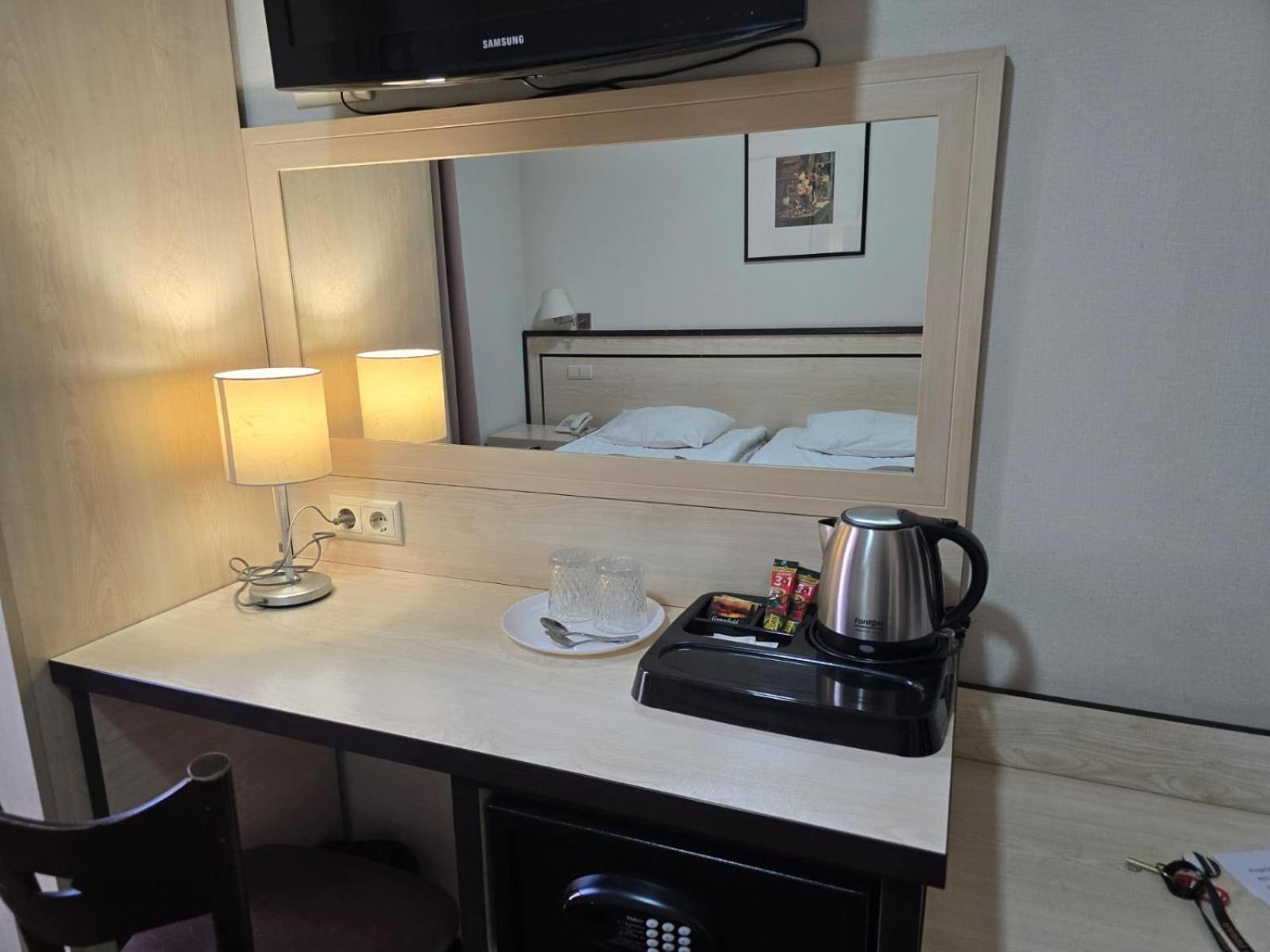 Hotel Rike Park Tbilisi ภายนอก รูปภาพ