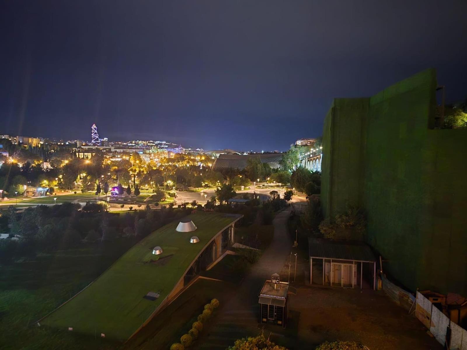 Hotel Rike Park Tbilisi ภายนอก รูปภาพ