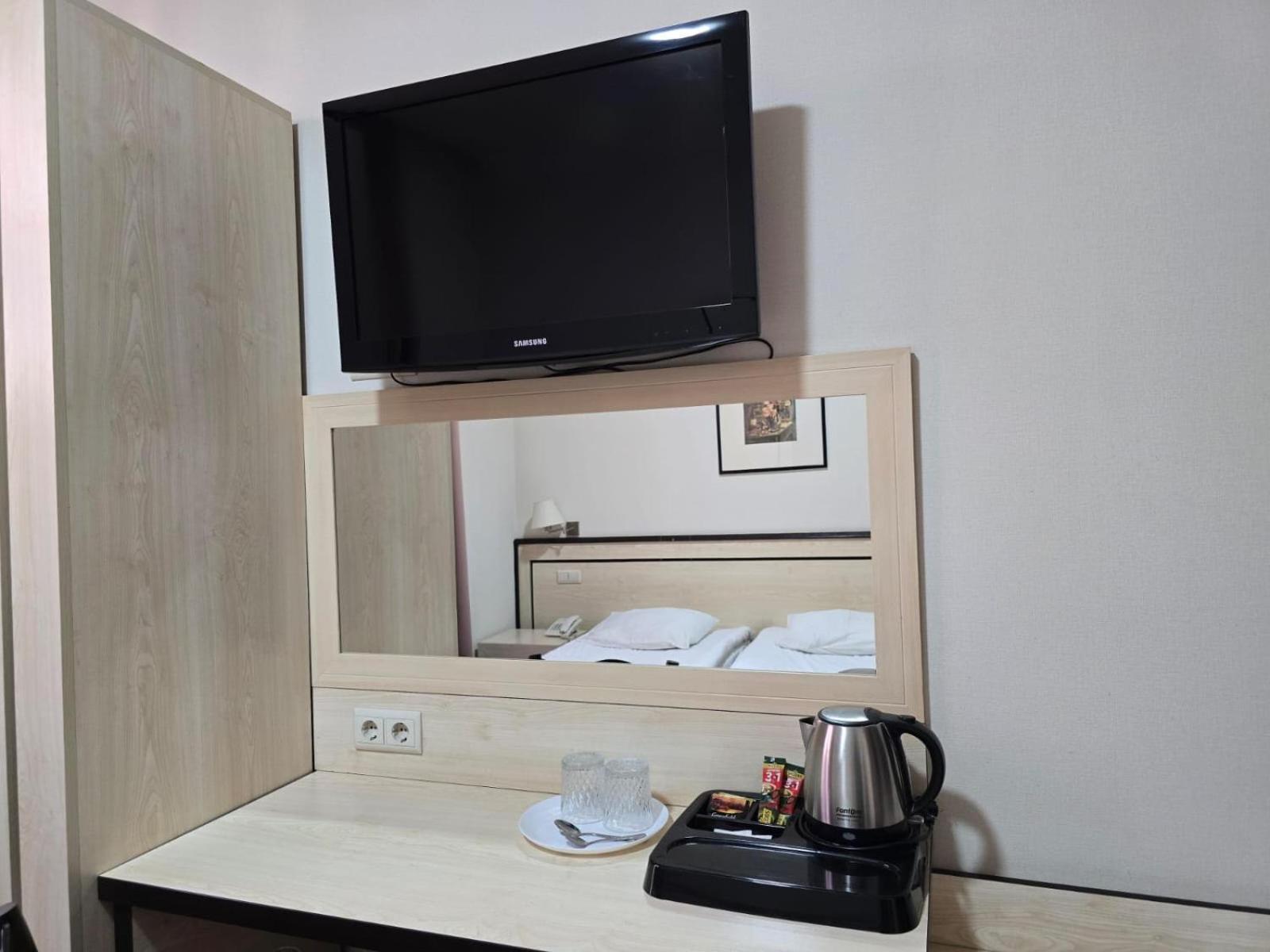 Hotel Rike Park Tbilisi ภายนอก รูปภาพ