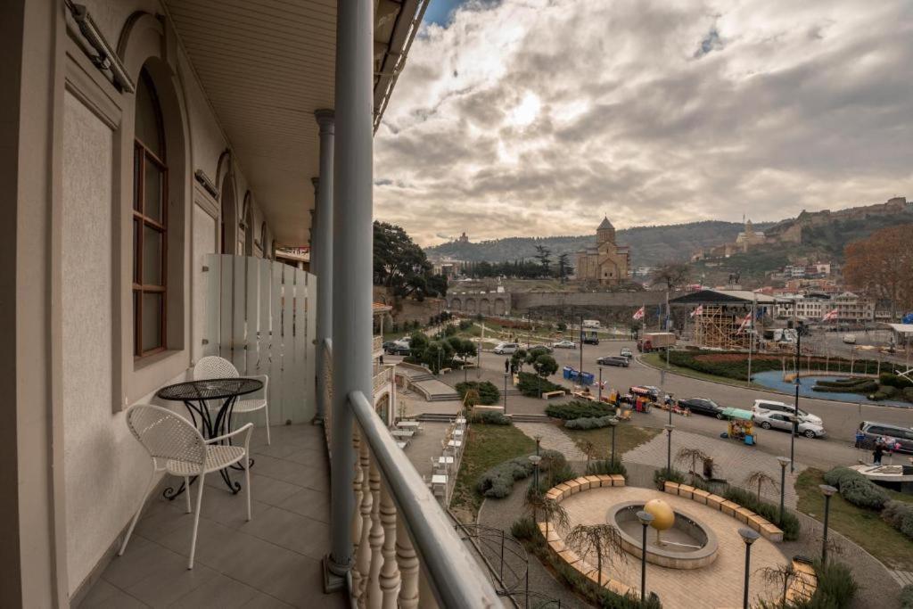 Hotel Rike Park Tbilisi ภายนอก รูปภาพ