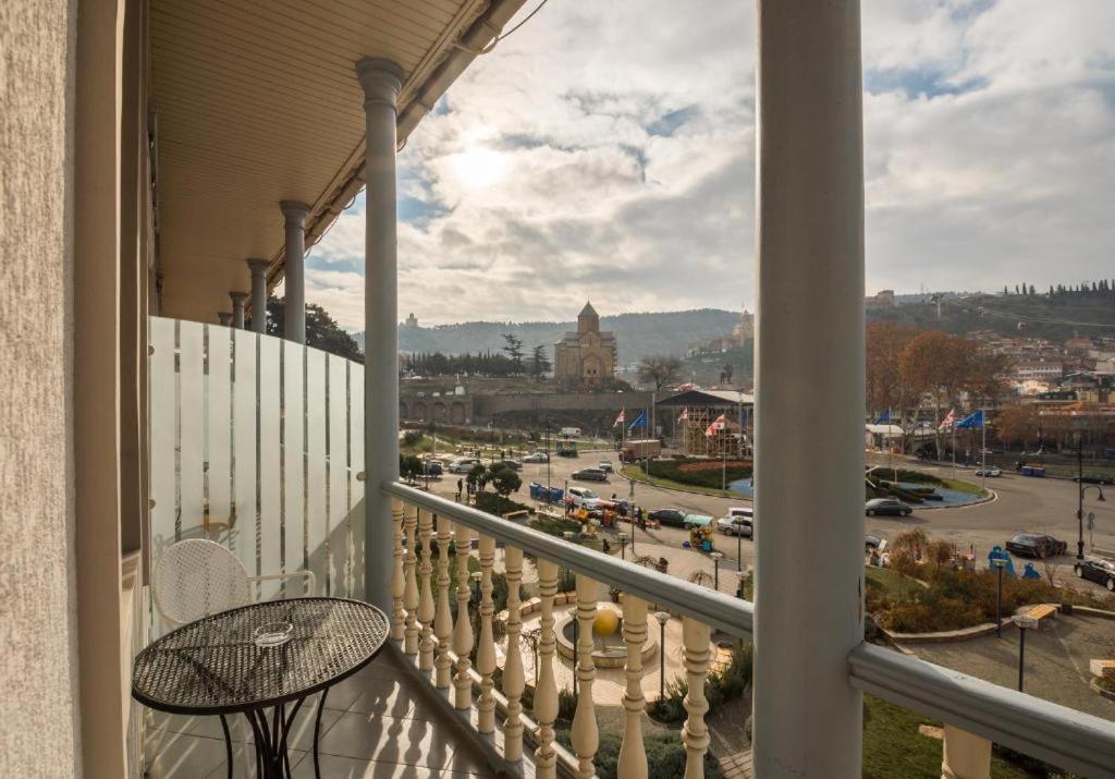 Hotel Rike Park Tbilisi ภายนอก รูปภาพ